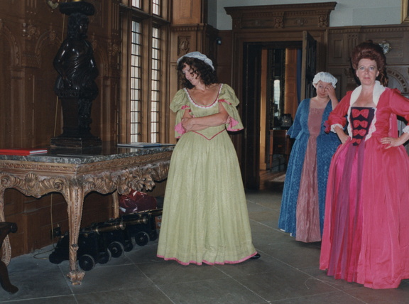 SheStoopsToConquer34