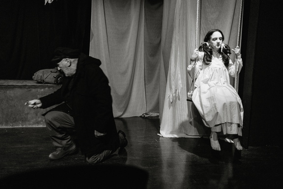 Rough Sleepers DR-107