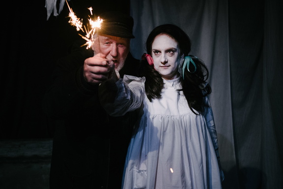 Rough Sleepers DR-173