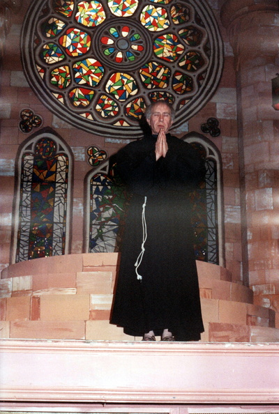 MurderInTheCathedral08.jpg