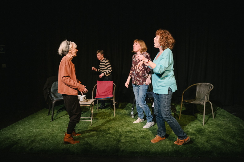 Escaped Alone TR-85.jpg