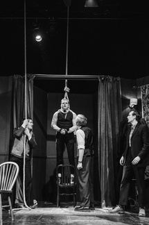 Hangmen DR - Black &amp; White-229