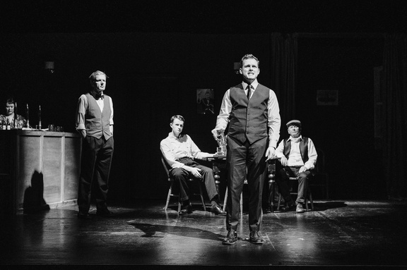 Hangmen DR - Black &amp; White-220