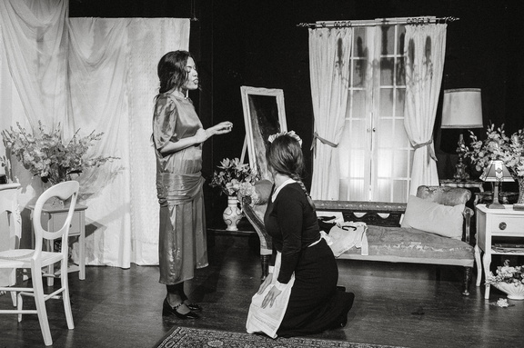 Maids DR - B&amp;W-32