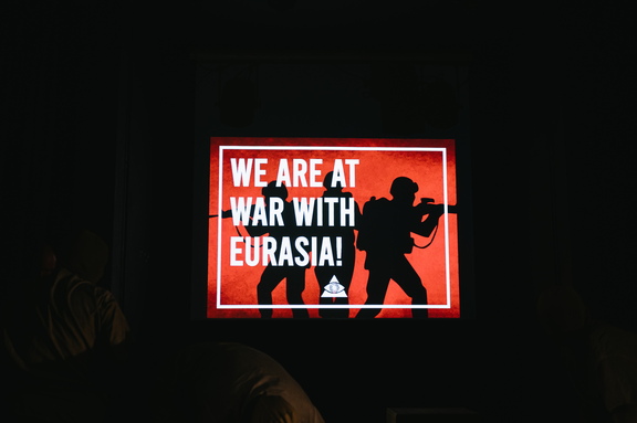 1984 (Image - We are at war)